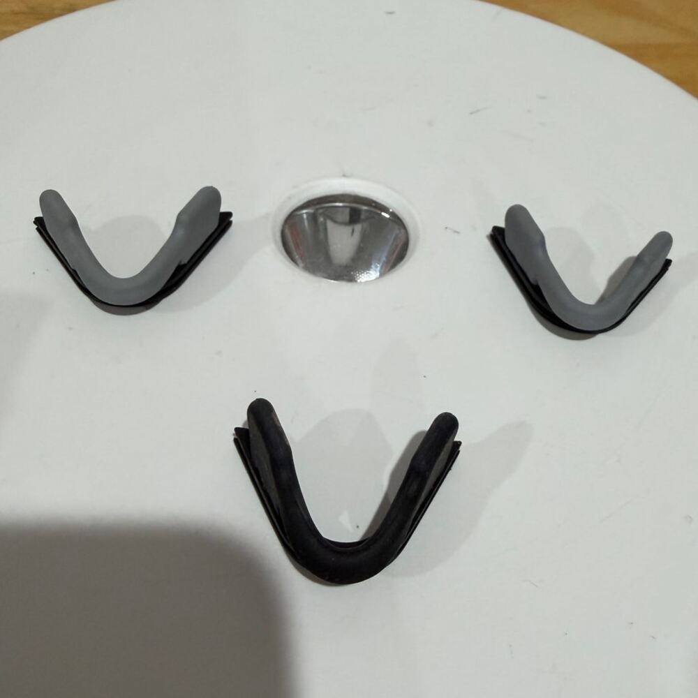 Vintage Oakley Razor Blade Sunglasses Replacement Nose Pad Piece Black Grey 3x